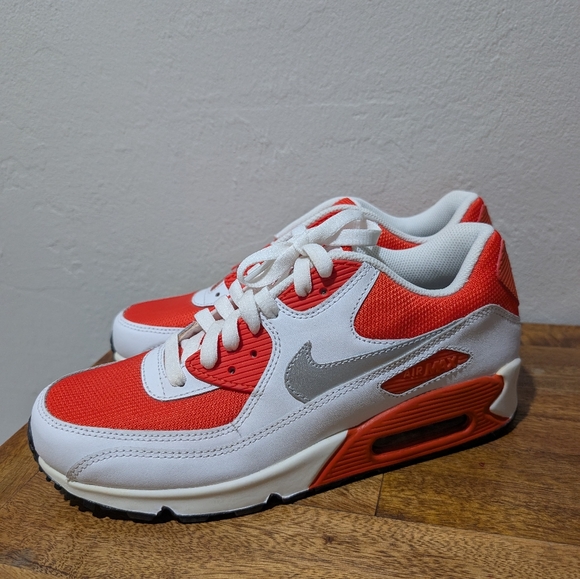 Nike Air Max 90 NBY 'White Bright Crimson' FJ8901-900 Women's 9 Nwot